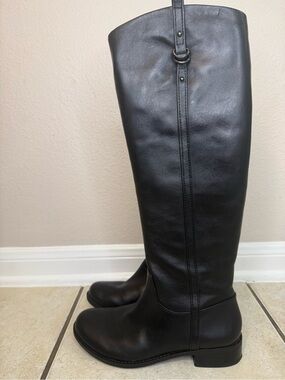 Gianni Bini Black Leather Boots with Branded Sole Plaque